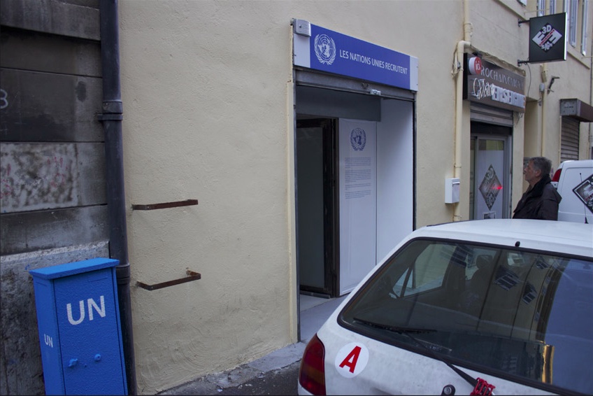 Vue de rue avec un spectateur, Gilles Desplanques feat Matthieu Clainchard, La GAD, 2014