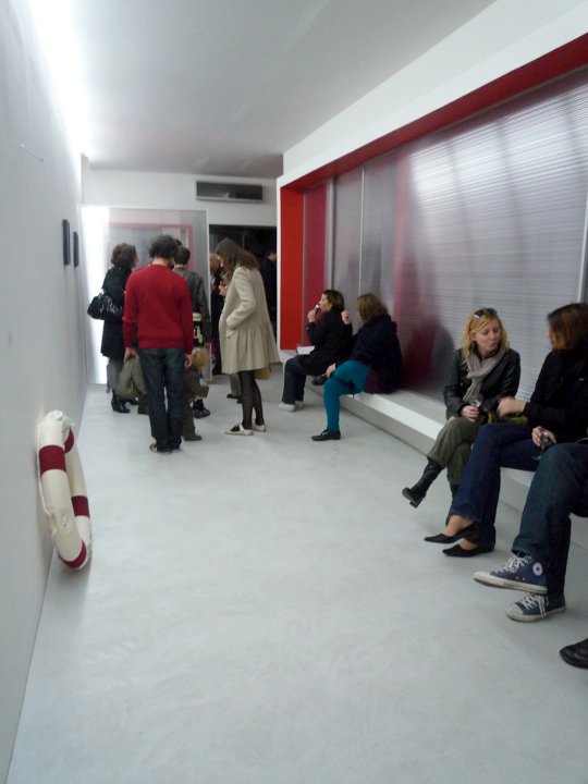 Vernissage de Swimming Sarko, La GAD, 27 mars 2010 — photo 1