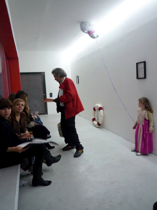 Vernissage de Swimming Sarko, La GAD, 27 mars 2010 — photo 2