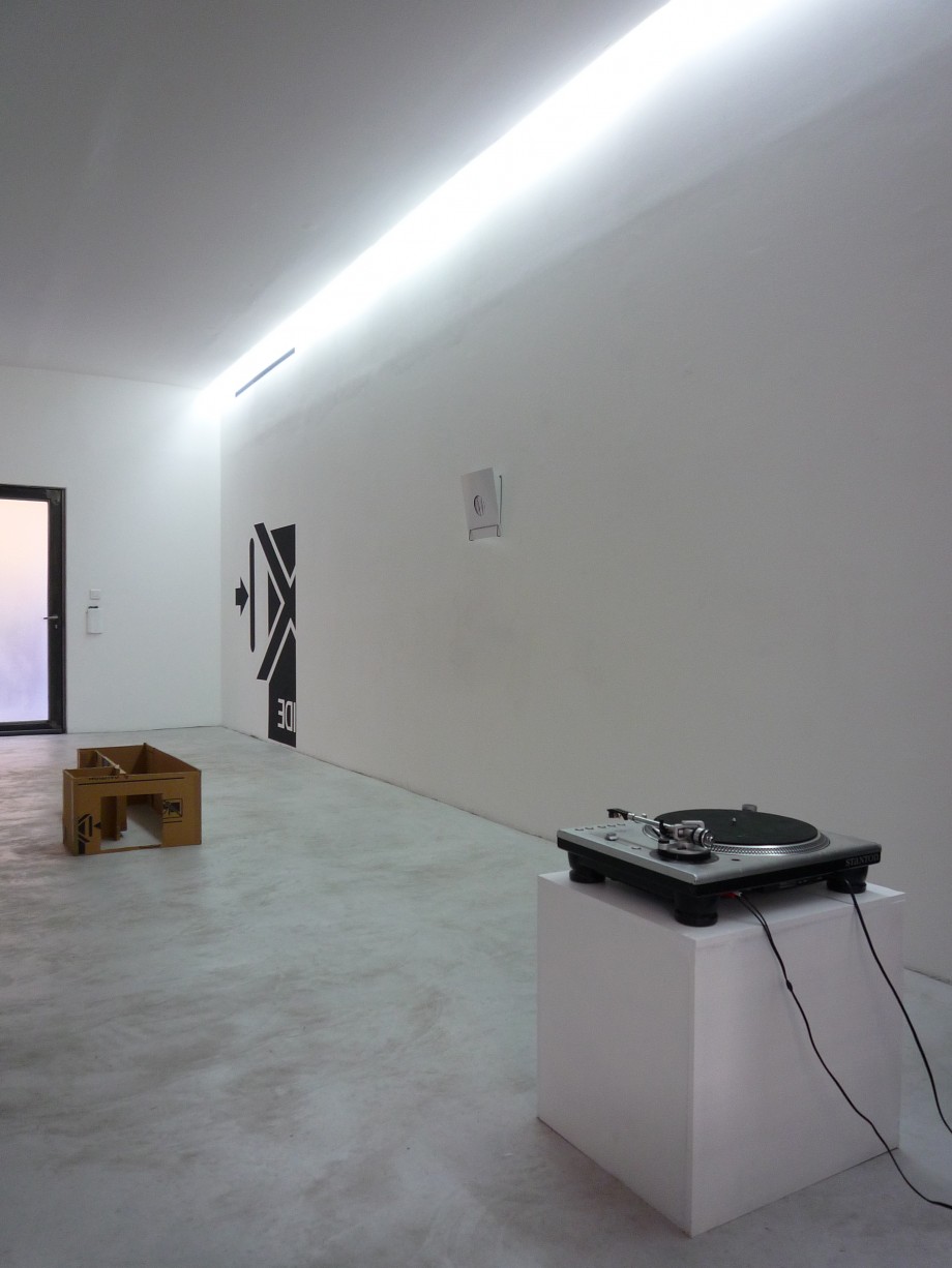 Vue de l’exposition Sur Mesures