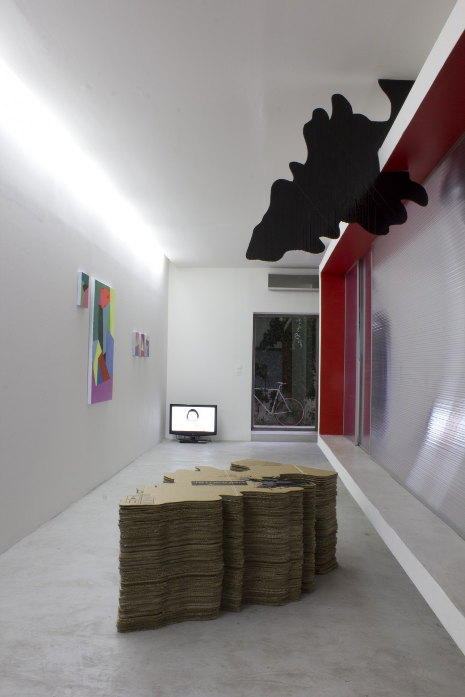 Vue de l’exposition The Beekeeper’s Daughter