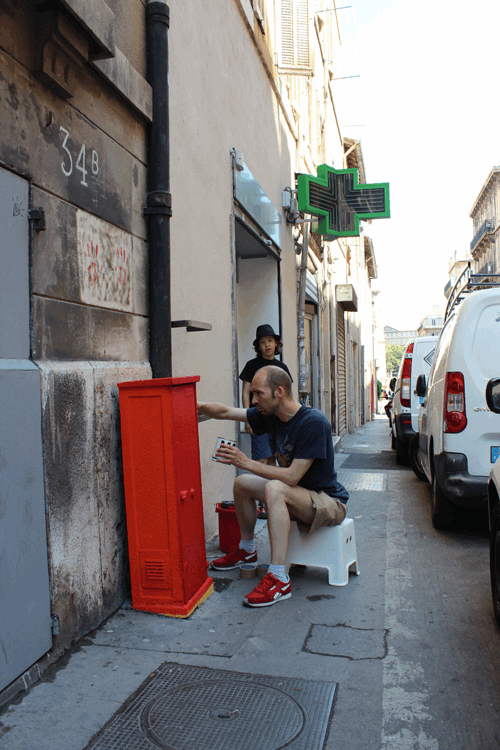 Matthieu Clainchard, réalisation; Brown box #5 rouge