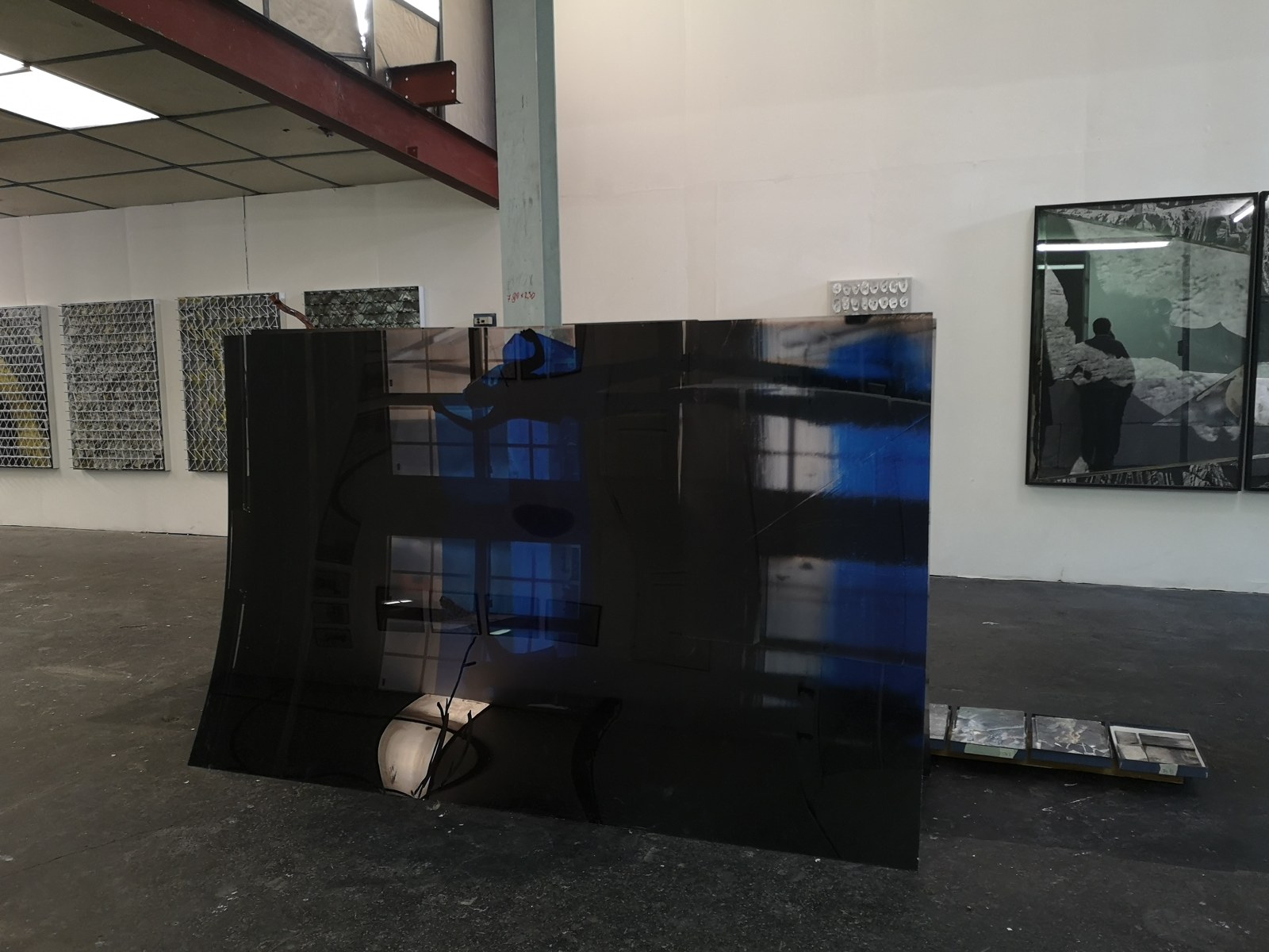 Vue de l’exposition « Le portfolio de la Galerie Valeria Cetraro », En gare !, Bagnolet, 2018
