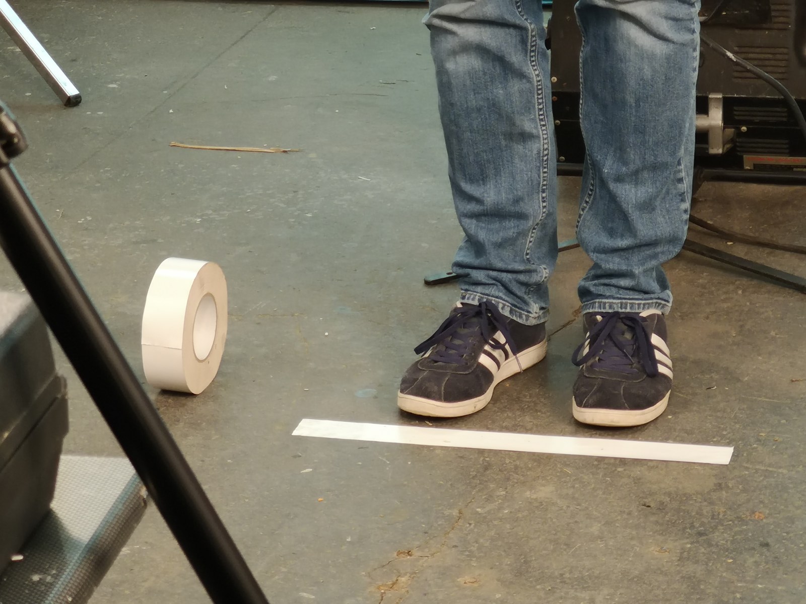 Studio photo — Arnaud Deschin, costume de performance