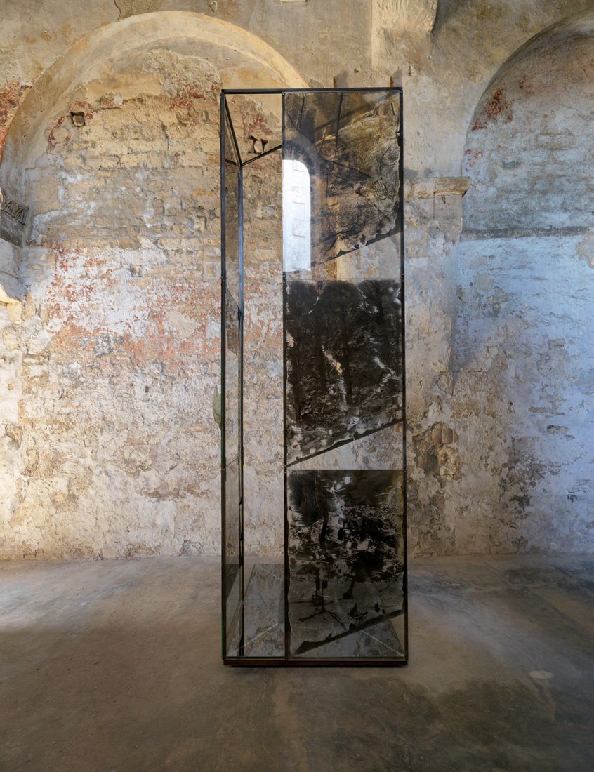 Pia Rondé et Fabien Saleil, Nuées ardentes et Ombre visqueuse , 2018
