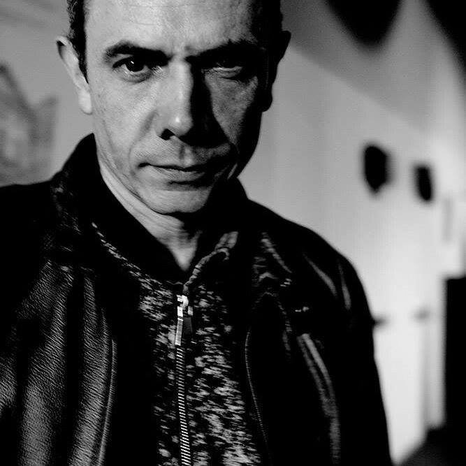 Rêve parti — portrait noir et blanc